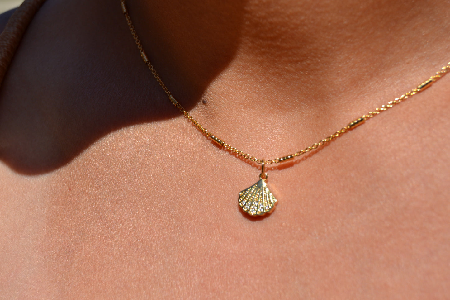 Women's Shell Necklace