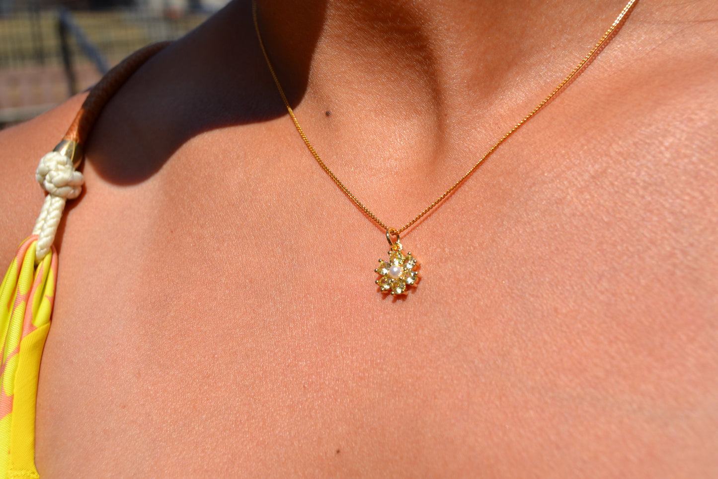 Women's Golden Bloom Necklace