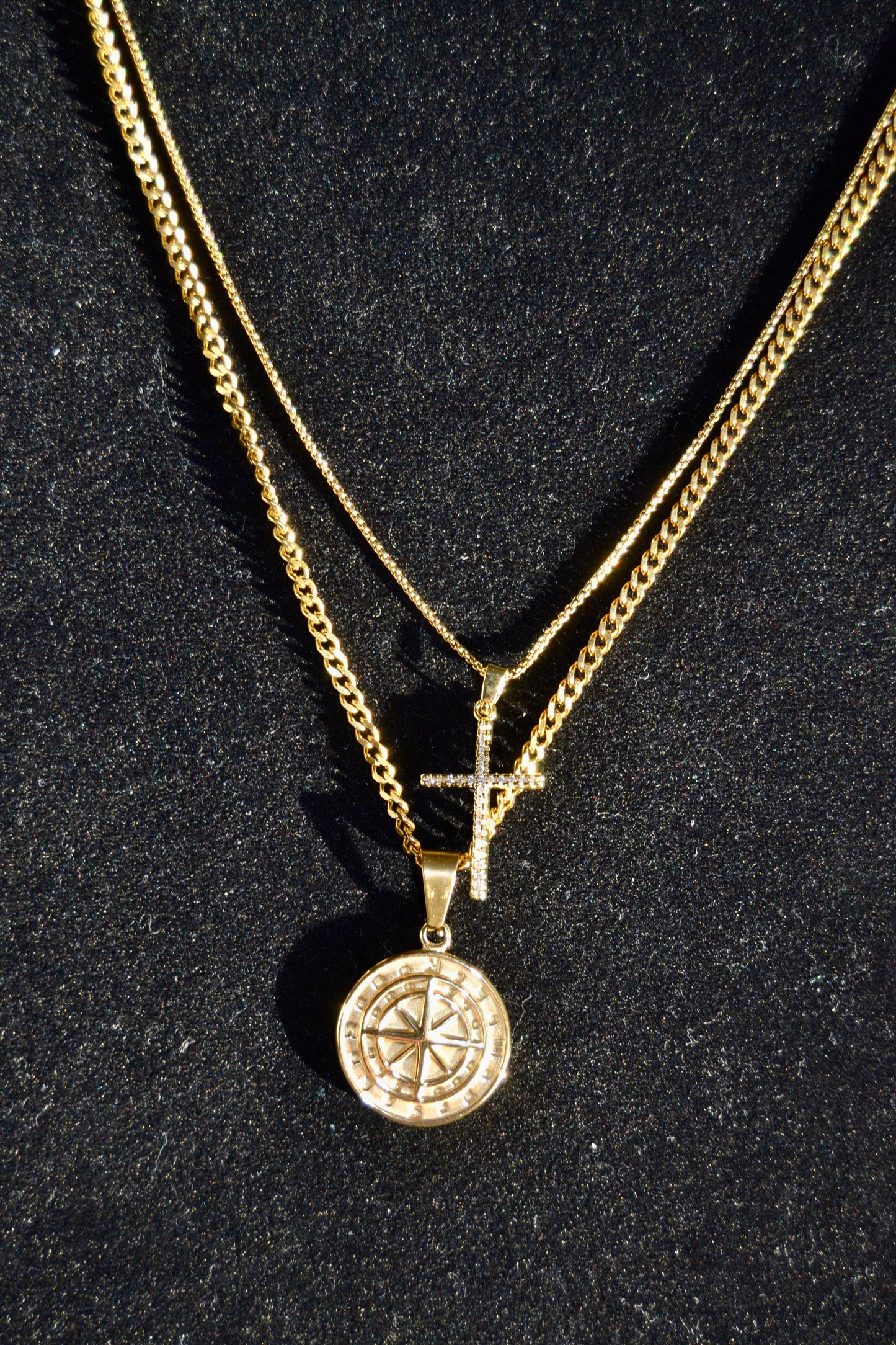 Men’s Gold Compass Coin Pendant and Chain