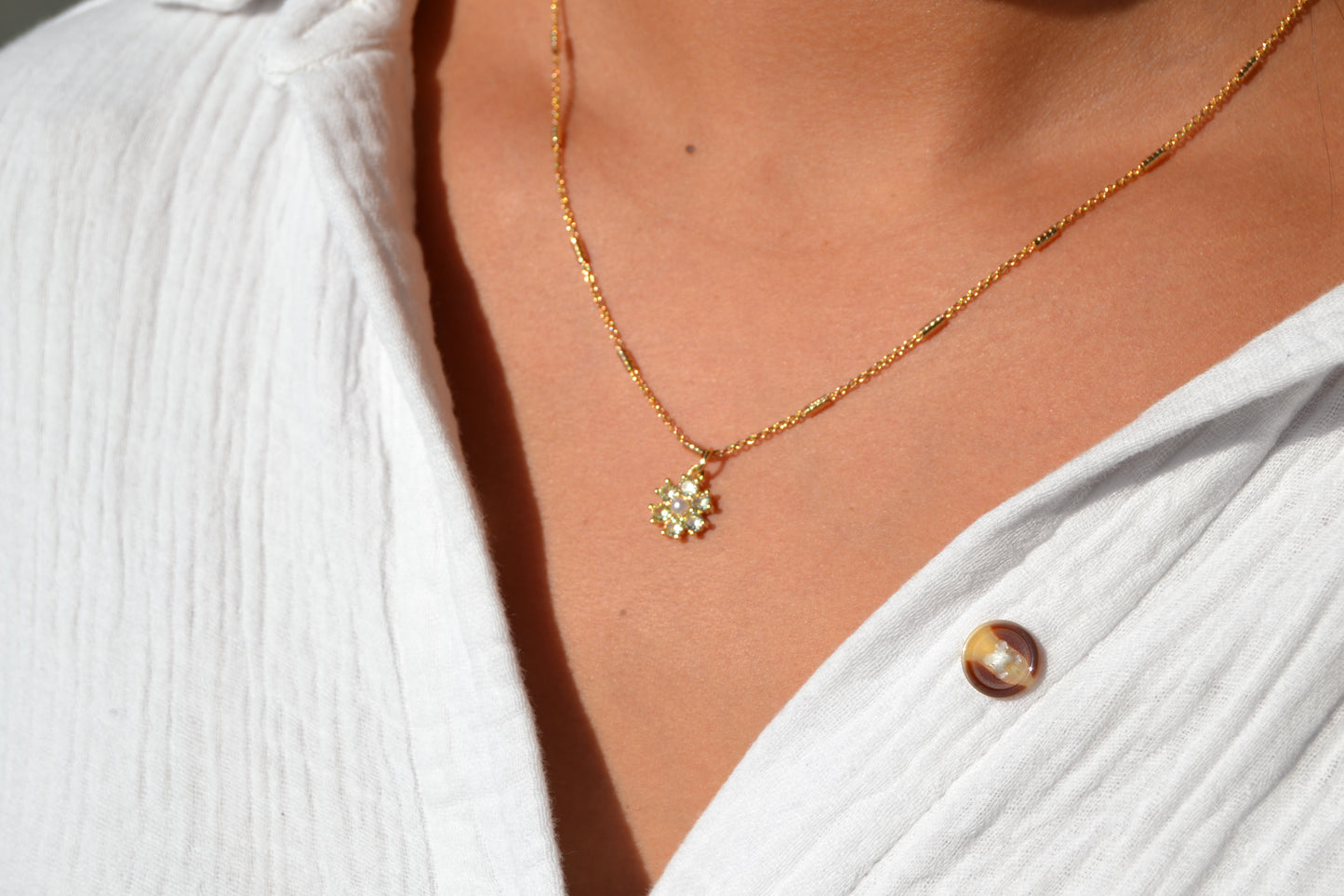 Women's Golden Bloom Necklace