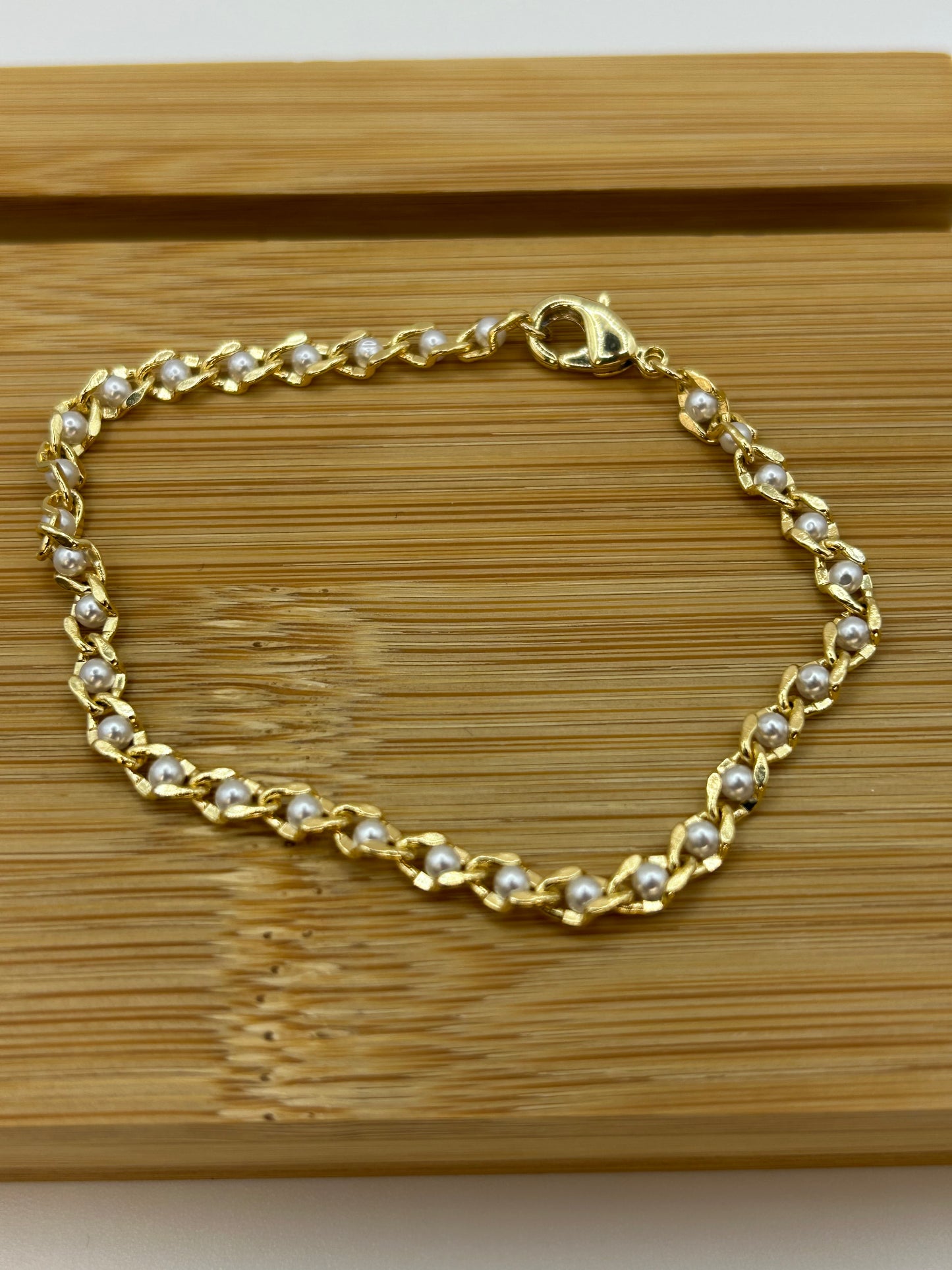 18k Gold Pearl Bracelet