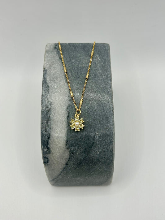 Women's Golden Bloom Necklace